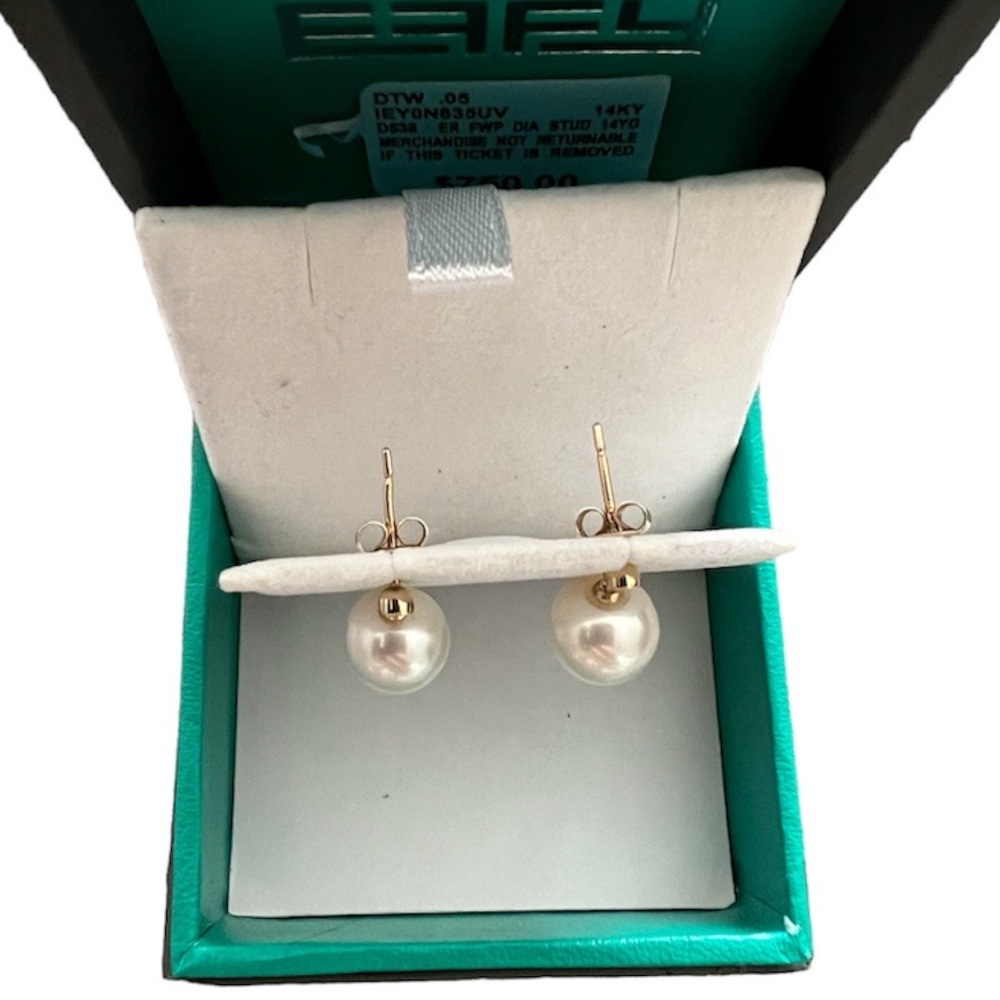 Effy Diamond Gold Pearl Earrings - Picture 3 of 3